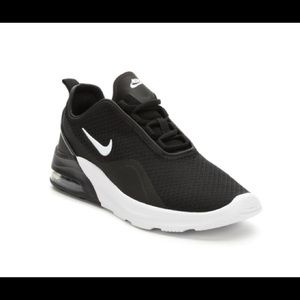 Nike Air Max Motion 2